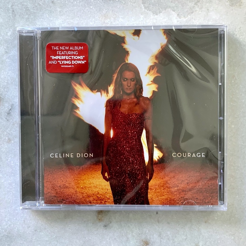 ✨2/$20✨Celine Dion Courage CD